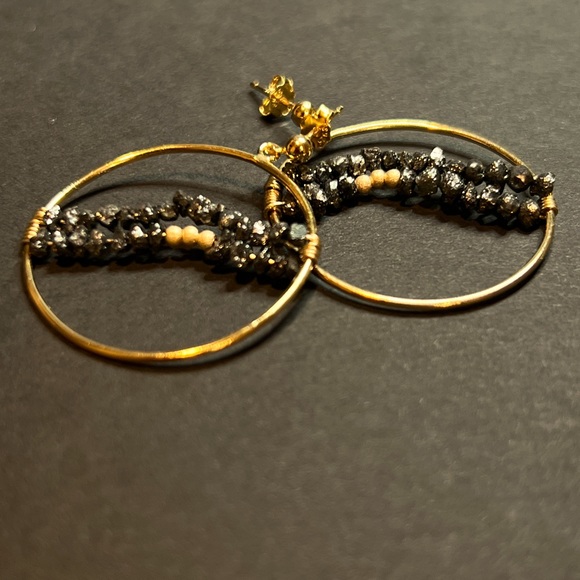 Black Raw Diamond ‘Wave’ Hoop Earrings - Picture 1 of 8